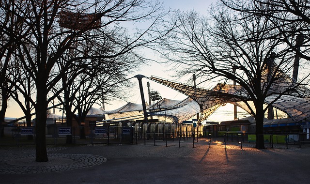 向更大成功 向更大成功